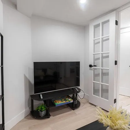 Tufts Harvard Cozy 3 Bed 1Bath